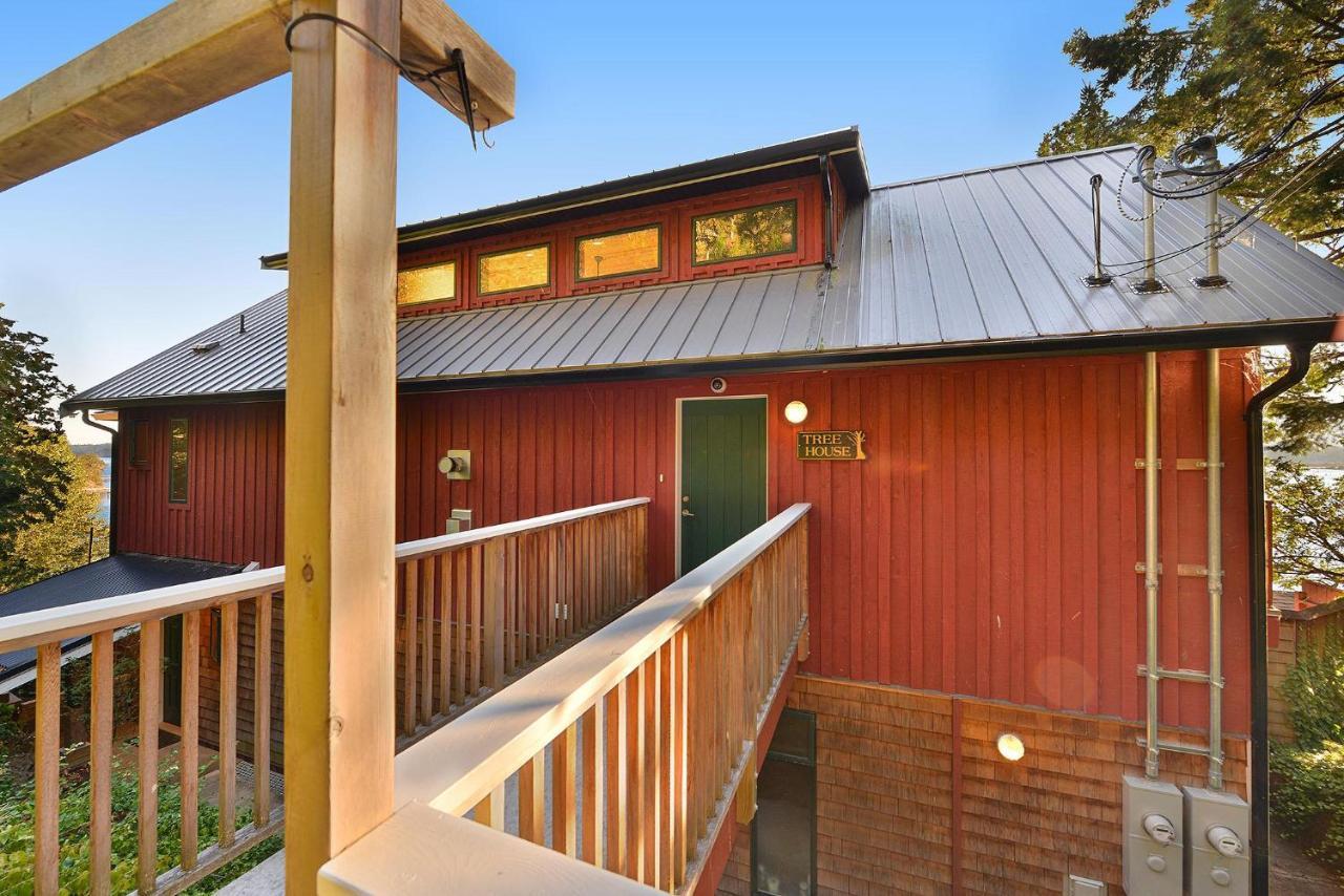 Salishan Tree House Suite Cowichan Bay Eksteriør billede