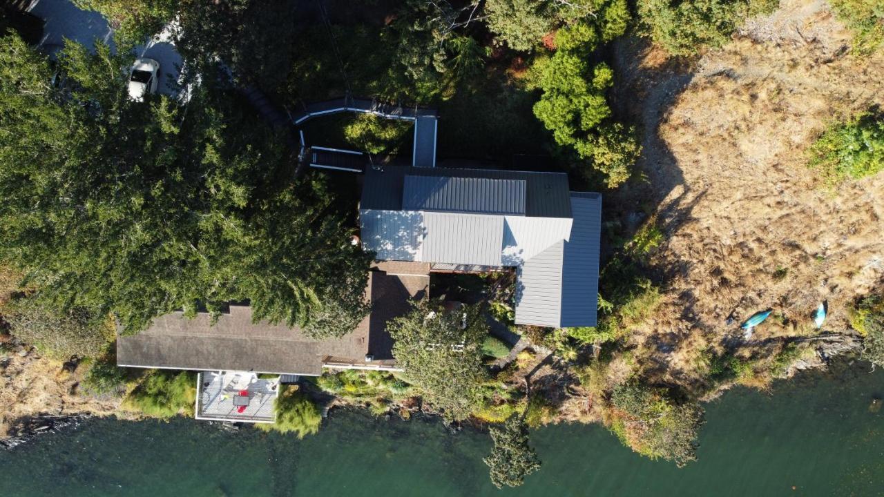 Salishan Tree House Suite Cowichan Bay Eksteriør billede