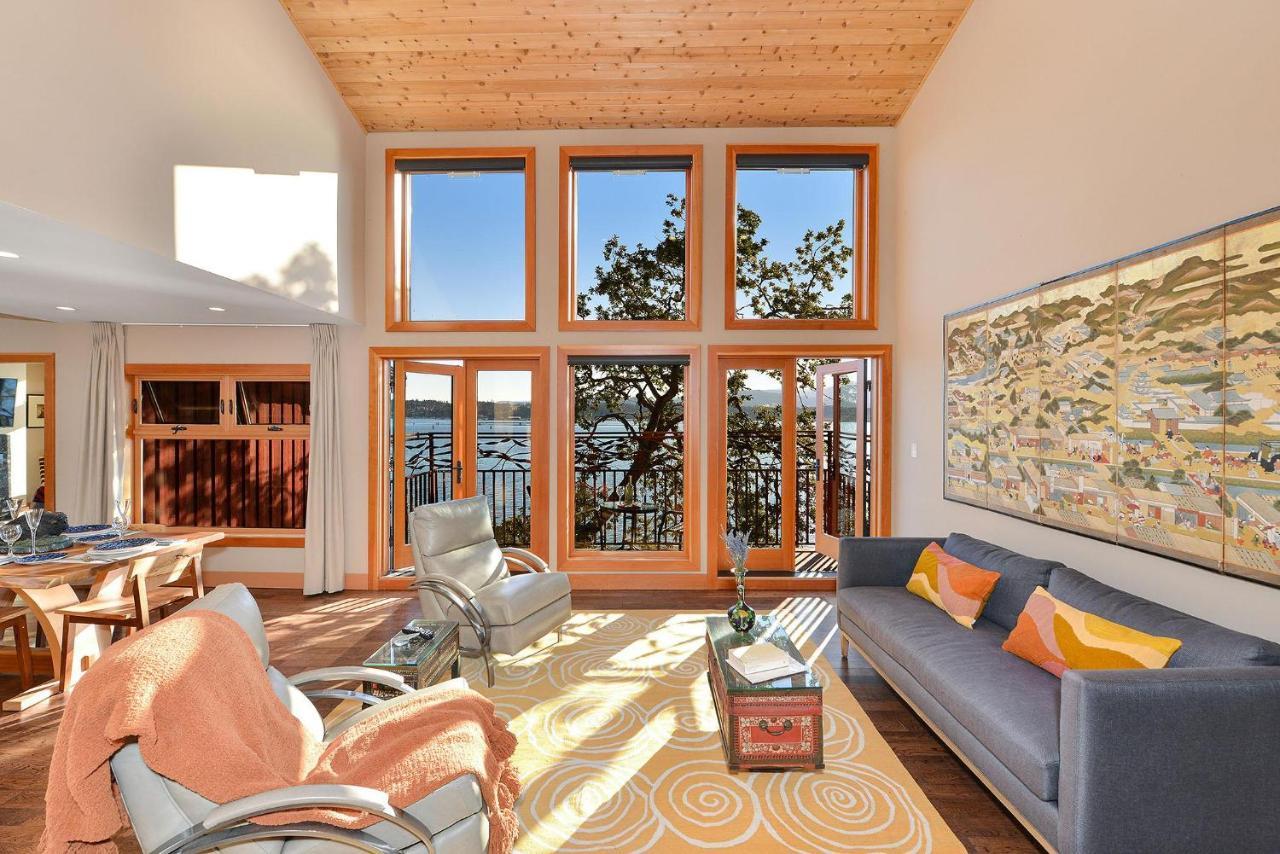 Salishan Tree House Suite Cowichan Bay Eksteriør billede