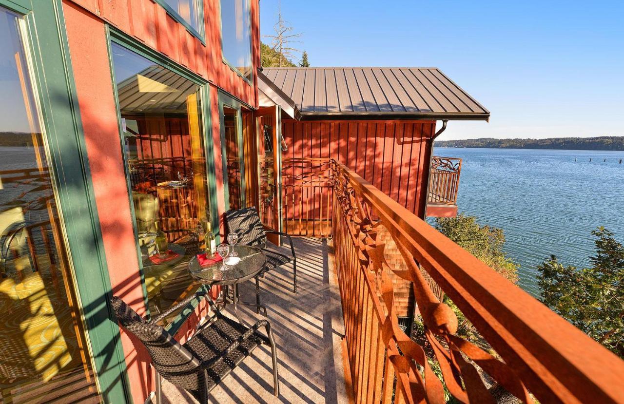 Salishan Tree House Suite Cowichan Bay Eksteriør billede