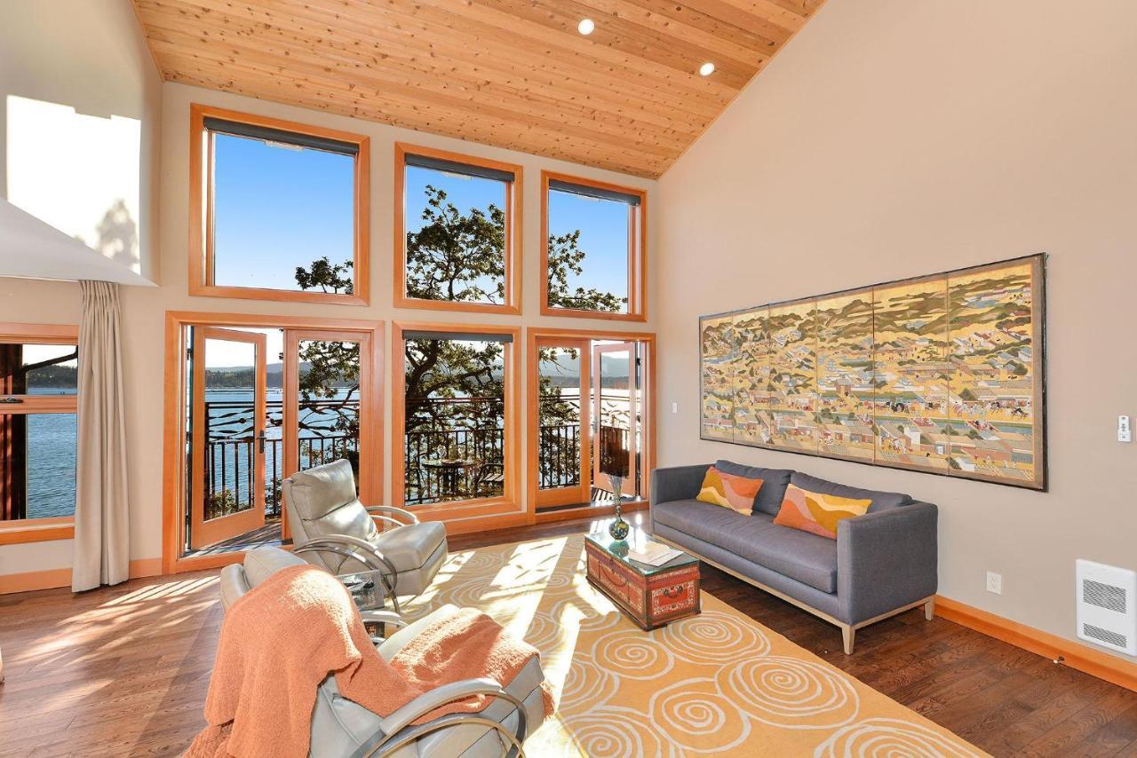 Salishan Tree House Suite Cowichan Bay Eksteriør billede