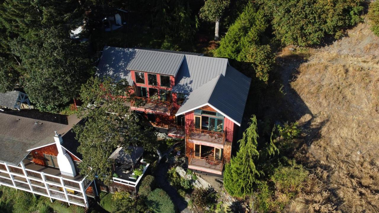Salishan Tree House Suite Cowichan Bay Eksteriør billede